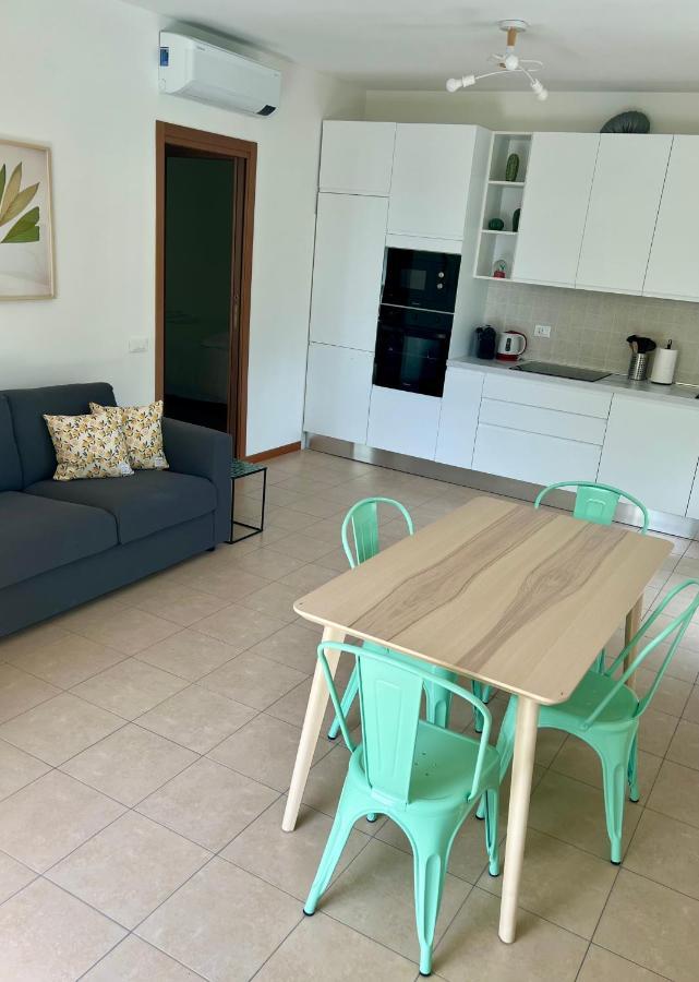 בלאג'יו Giardino E Piscina Apartment מראה חיצוני תמונה